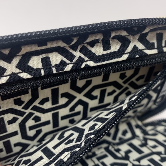 Vera Bradley Dogwood yellow black white floral wristlet ID card holder - Picture 4 of 6